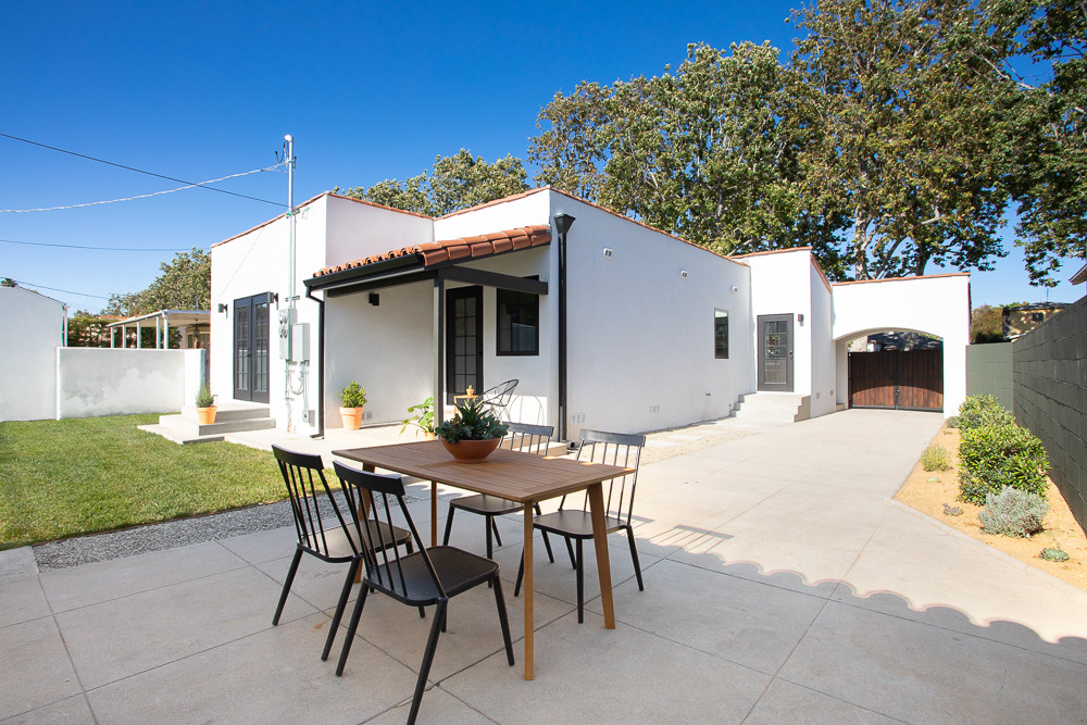 Garage Conversion painting